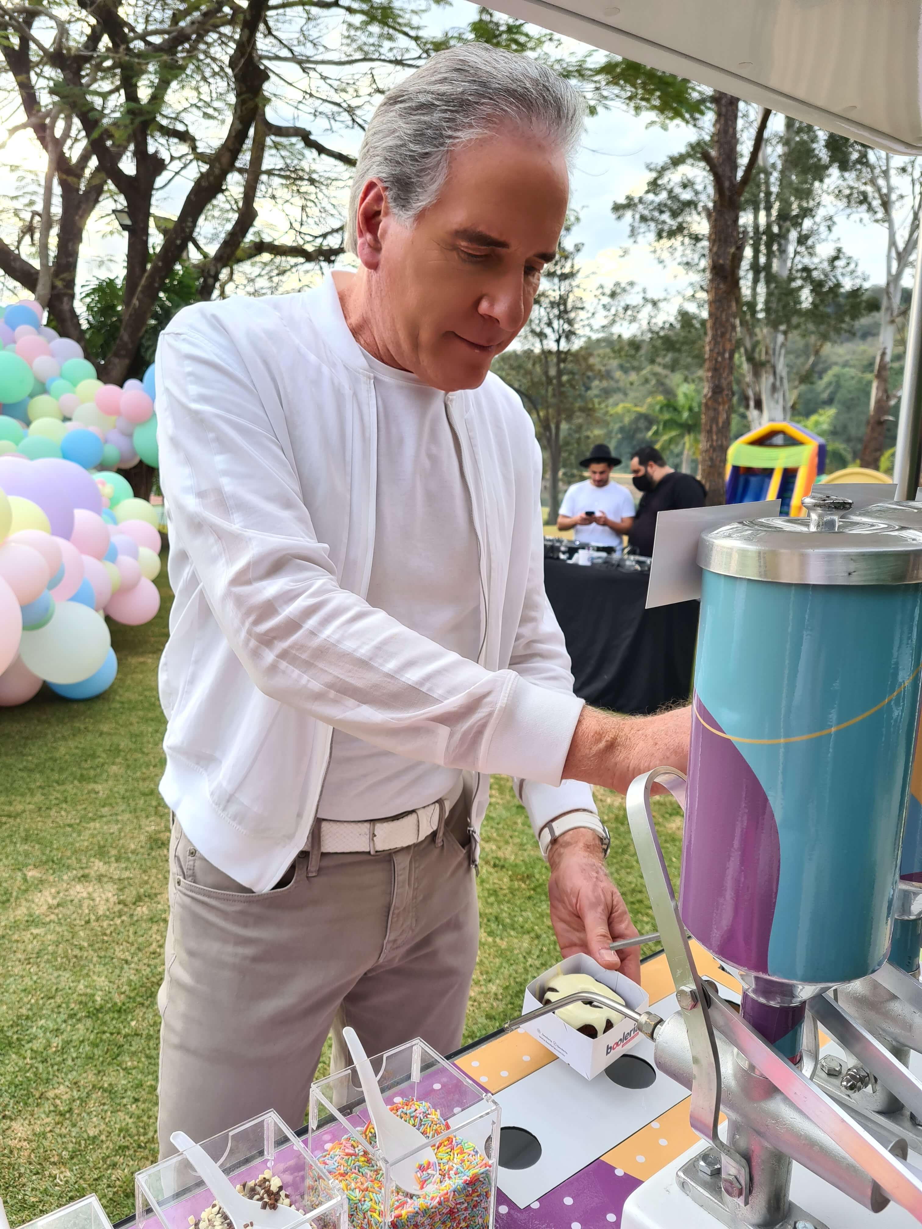 Famoso em evento Booleria